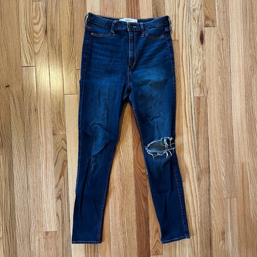 Abercrombie & Fitch Super High Rise Distressed Super Skinny Jeans, Size 10/8